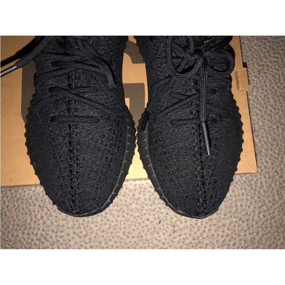 YEEZY BOOST 350 - Picture 3 of 12